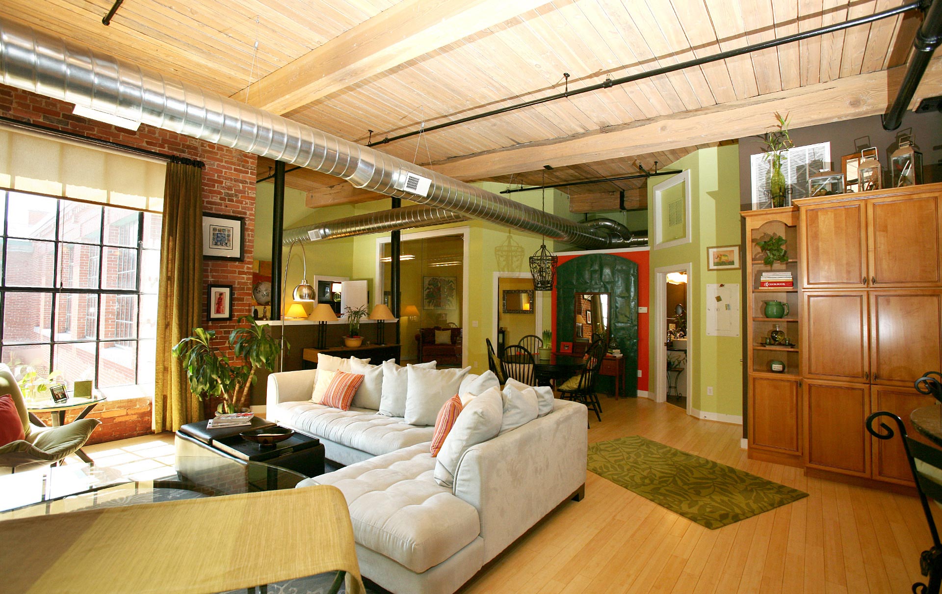 home03